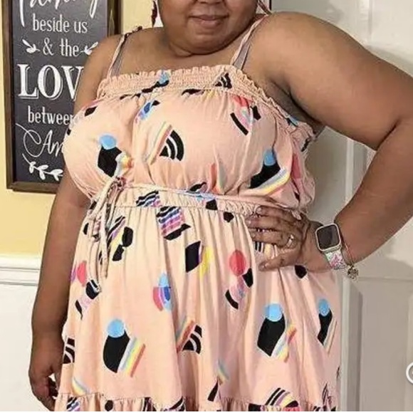 NWT Peachy Pink Geometric Pride Abstract Flags Print Flowy Maxi Dress - Picture 7 of 10